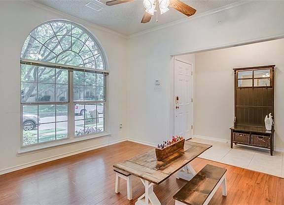 2nd image of 3402 Palmtree Dr