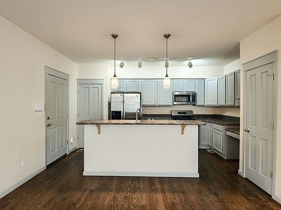 2nd image of 1625 Ames Ct