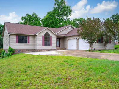 326 Fallen Leaf Dr, Soddy Daisy, TN, 37379