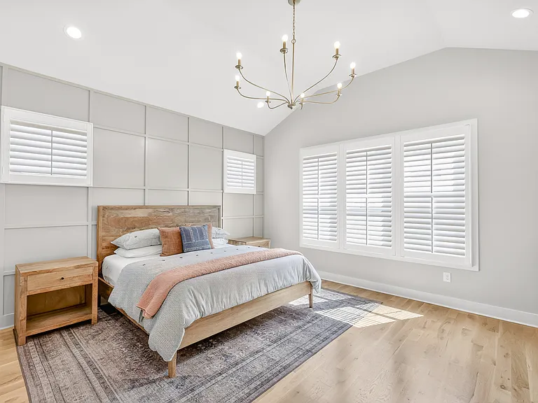 1810 Owen St — Photo 11