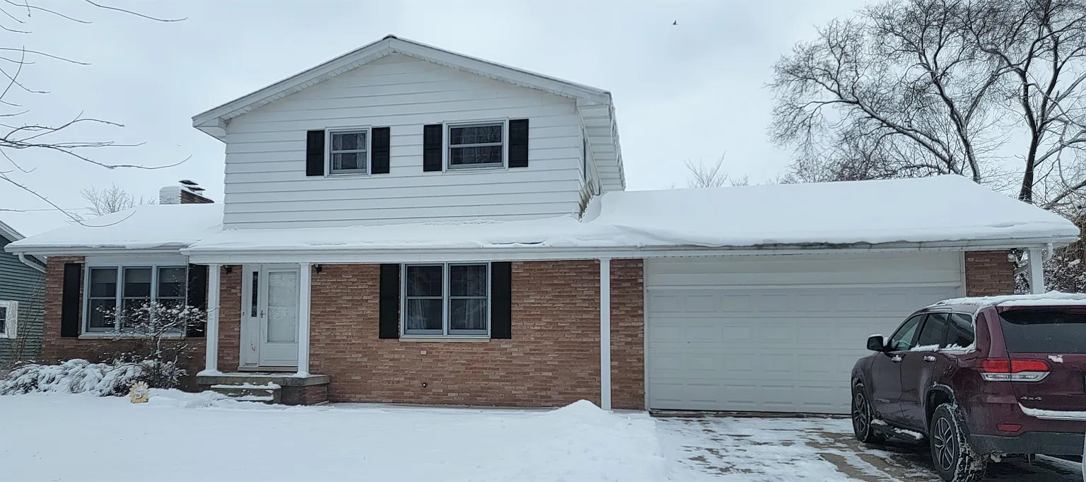 3914 Maywood Dr photo 1