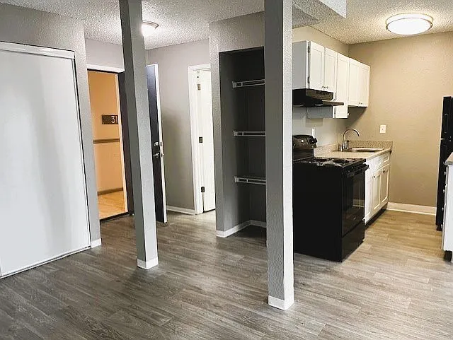 Riverbend Terrace Apartments — Photo 19