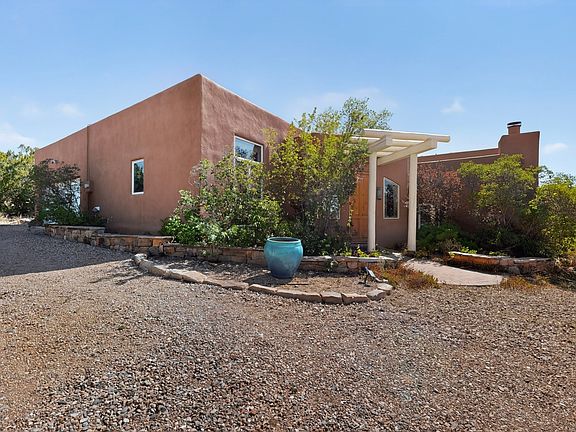 2nd image of 17 Calle Belicia