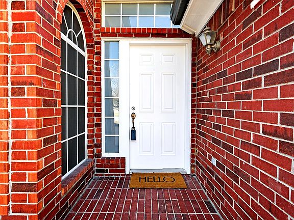 4th image of 57 Sonora Dr