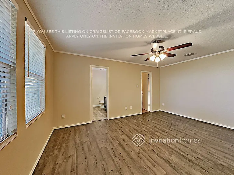 1512 Windy Meadows Dr — Photo 13
