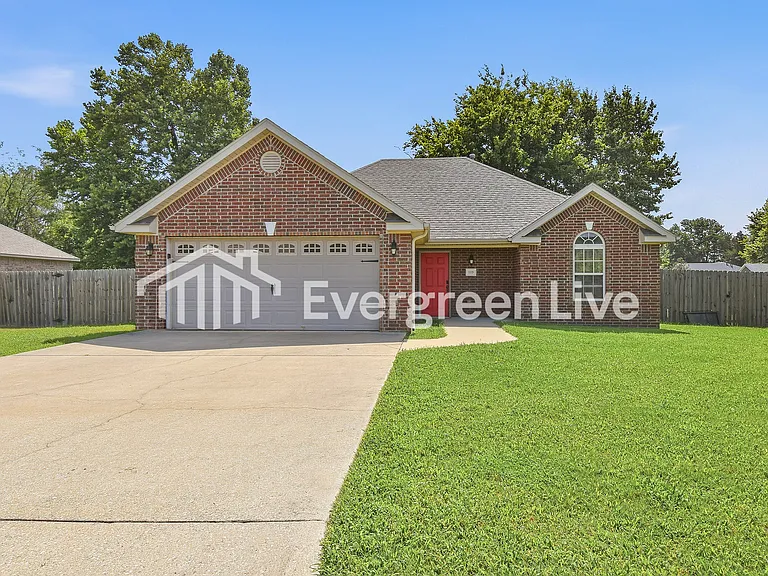 1119 River Oak — Photo 2