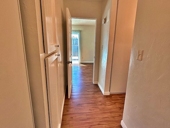 2nd image of 5063 Clairemont Mesa Blvd Unit 9-9E