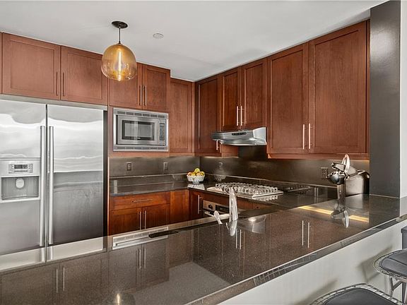 5th image of 1 W Exchange St Unit 1603