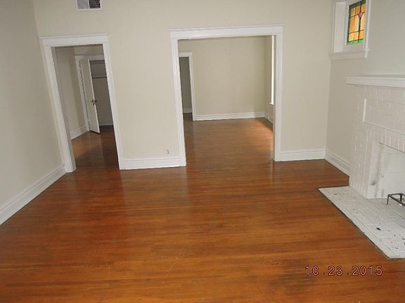 5th image of 4951 Laclede Ave APT 2E
