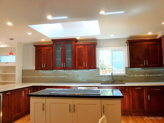 3rd image of 873 Constitution Dr