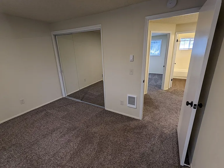 7833-7875 SE Johnson Creek Blvd — Photo 56