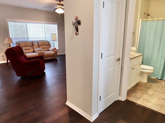 4th image of 174B Villa Vista Dr