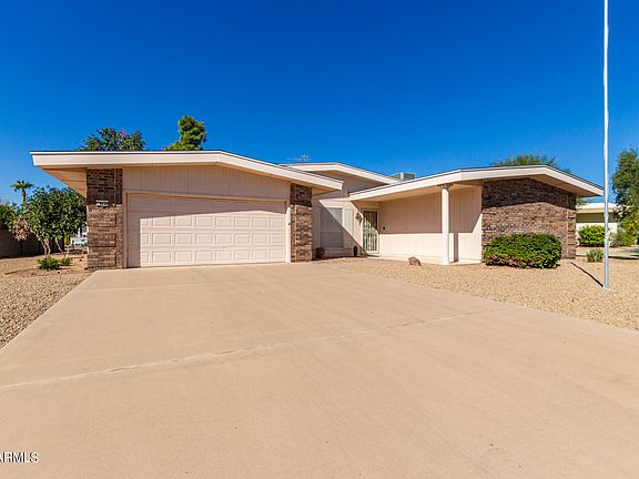 3rd image of 10634 W SEQUOIA Drive