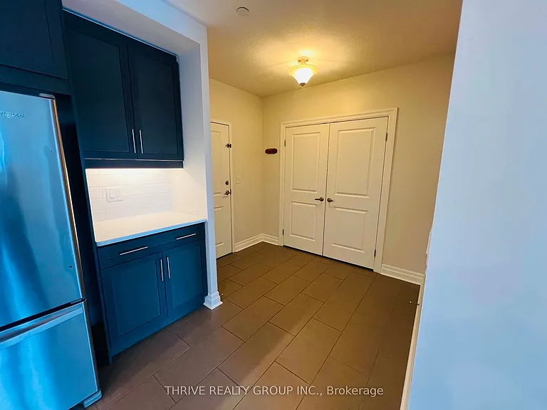 260 Villagewalk Blvd #707 — Photo 4
