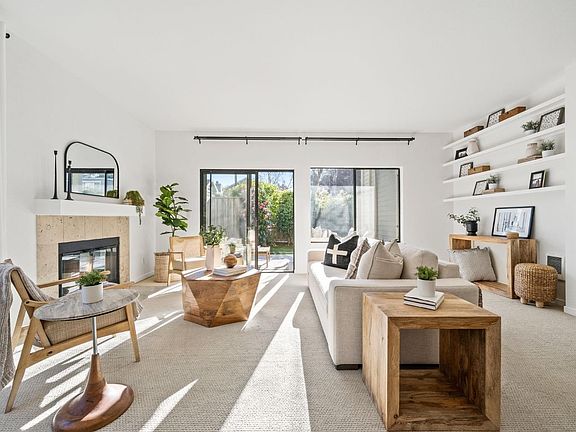 2nd image of 113 Eucalyptus Knoll Street
