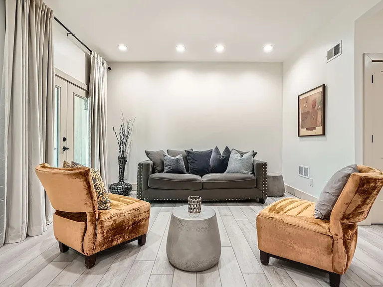 1204 Druid Knoll Dr — Photo 34