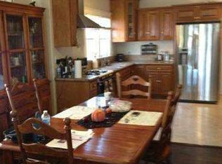 1528 E 56th St, Los Angeles, CA 90011