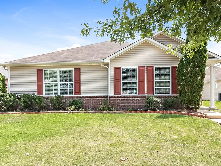 3618 Blaze Dr — Photo 1