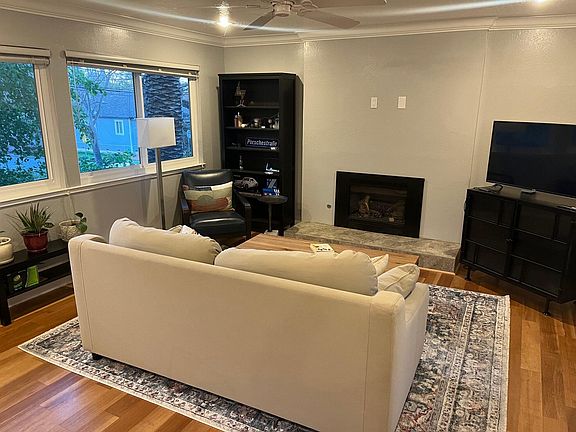 5th image of 431 Hawthorne Ave