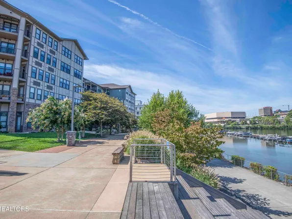 445 W Blount Ave APT 321, Knoxville, TN 37920