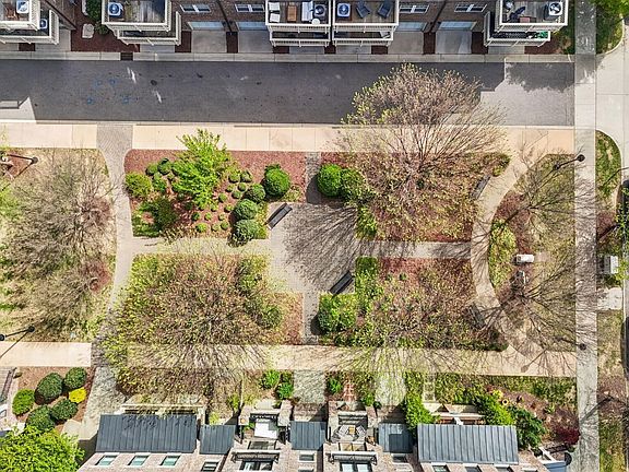 3rd image of 501 N Person St APT 207