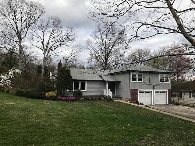 Beautifully renovated 4-5BR, 3.5BA in a tranquil neighborhood of a top school district