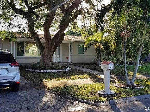 3rd image of 7531 SW 136th Ave