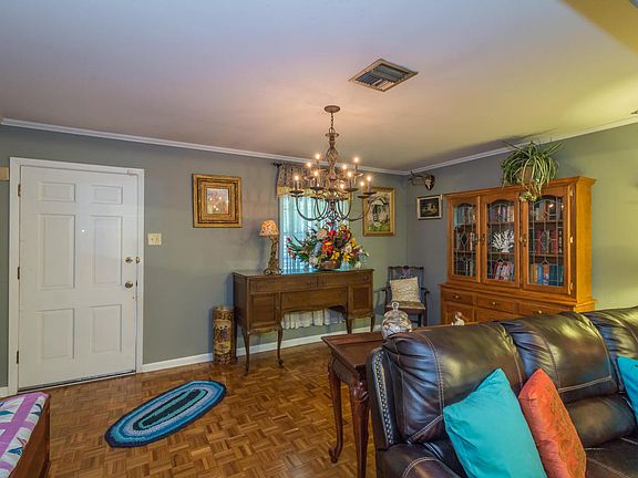 2nd image of 407 Ducote Dr