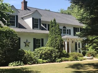 7 Plumbley Rd, Upton, MA 01568