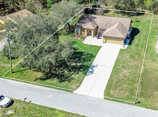 9039 Mavis Rd, Weeki Wachee, FL 34613
