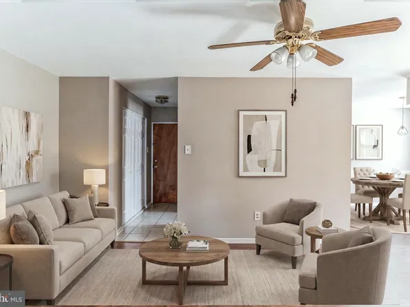3024 Valley Dr #3024, West Chester, PA 19382