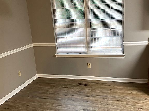 3rd image of 8625 Leatherwood Trl