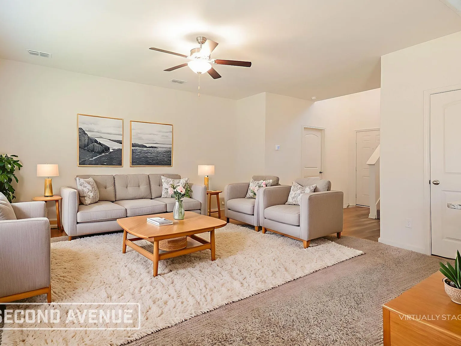 4 bed, 2.5 bath, 2054 sqft, $2,050 — Photo 2