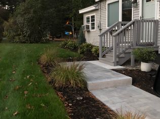 2 Great Pond Rd, Kingston, NH 03848