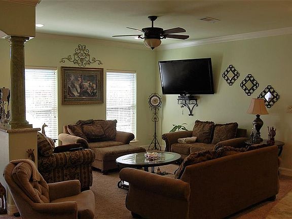 2nd image of 1810 Langham Forest Blvd