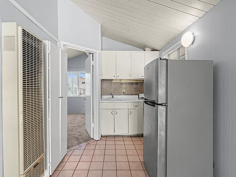 5618 Riley St — Photo 17