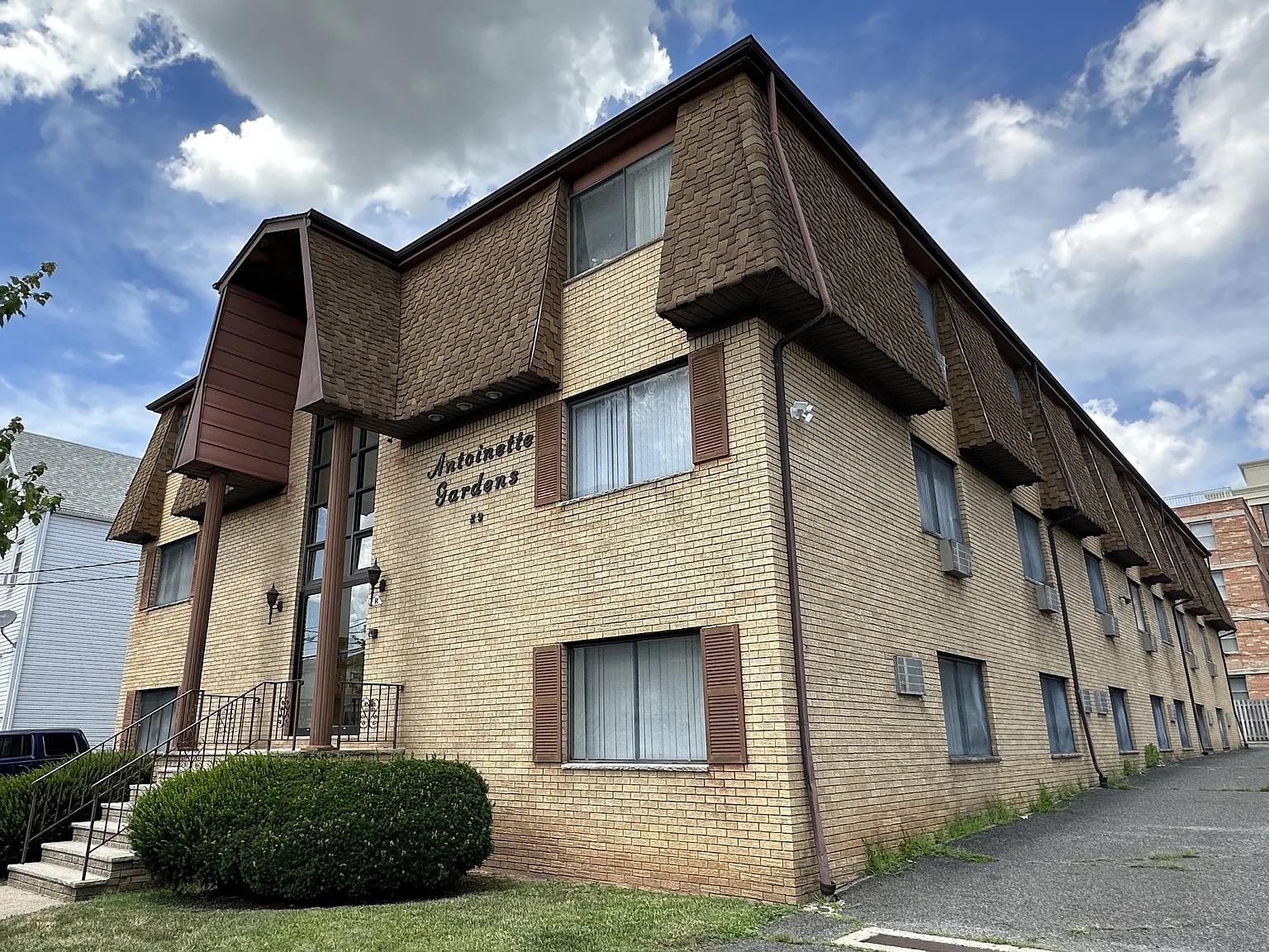 1 bed, 700 sqft, $2,375 — Photo 1