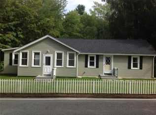 109 E Brimfield Holland Rd, Brimfield, MA 01010