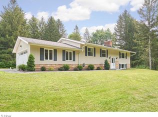 3897 Briarwood Rd, Richfield, OH 44286