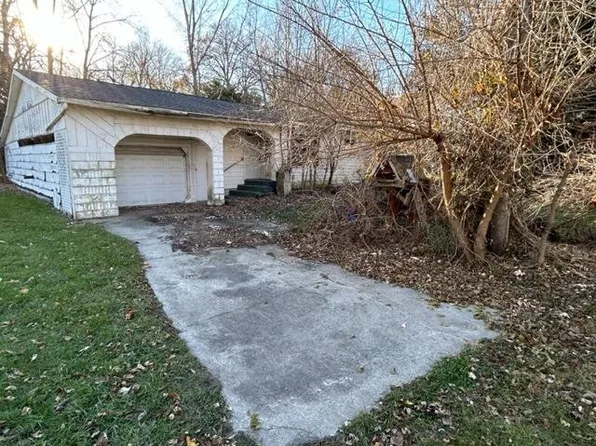 5345 E Summerholme Dr, Knox, IN 46534