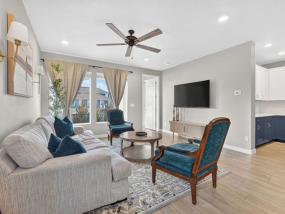 5th image of 5032 W Northwood Ln