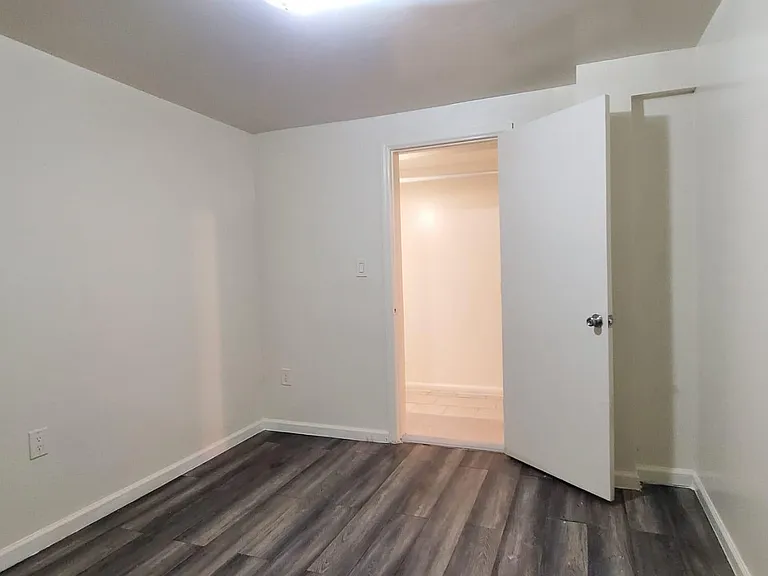 2106 Arthur Ave #LL — Photo 5