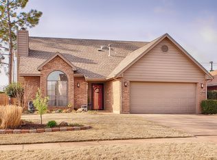 1316 Newbury Dr, Norman, OK 73071