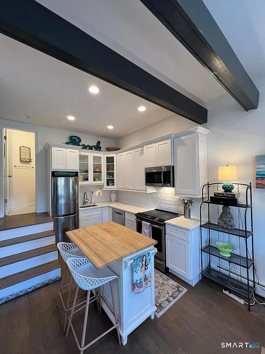 1 bed, 1.0 bath, 660 sqft, $2,500 — Photo 1
