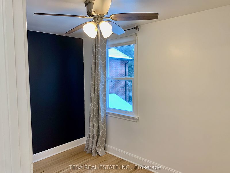 Toronto House for rent - 4 Bedrooms — photo 23