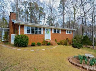 101 Dixie Ln, Chapel Hill, NC 27514