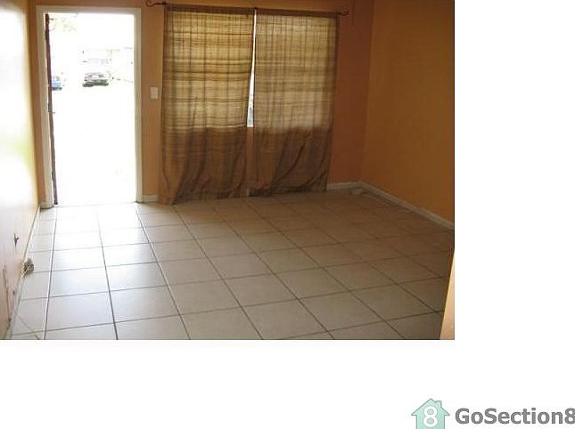 2nd image of 5440 SW 38th Ct