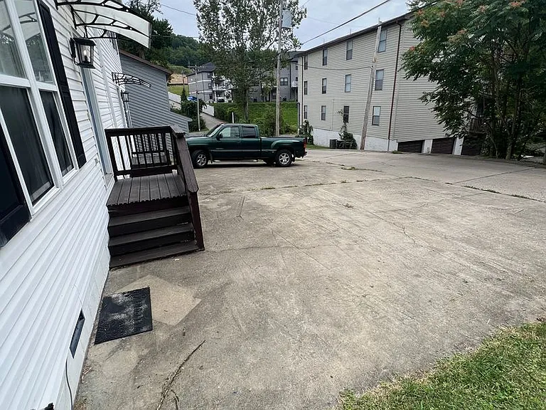 1 Cedarstone Rd — Photo 19