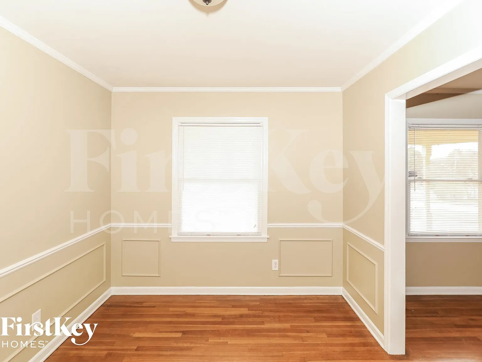 3 bed, 2.0 bath, 1407 sqft, $1,670 — Photo 4