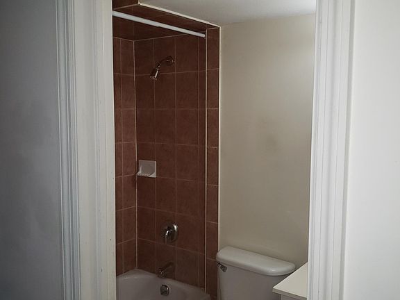 5th image of 1341 72nd St #1